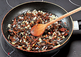 Staročeský houbový kuba