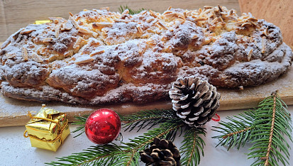 Tvarohová vánočka s rumem