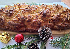 Tvarohová vánočka s rumem