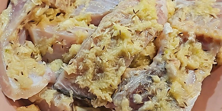 Vánoční kapr na česneku