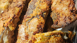 Vánoční kapr na česneku