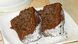 Bábovka s oříšky