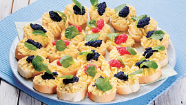 Jednohubky s kaviárem