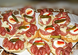 Chlebíčková domácí veka