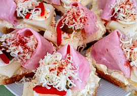 Chlebíčková domácí veka