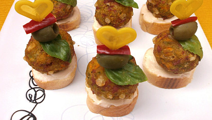 Masové kuličky v parmezánu s rajčátkem