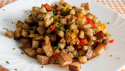 Opečený chleba se slaninou