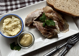 Ovar s jablkovým křenem