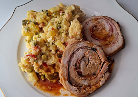 Vepřová roláda plněná slaninou