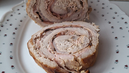Vepřová roláda plněná slaninou