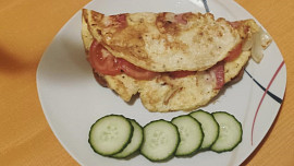 Chléb s omeletou (vaječný řízek)