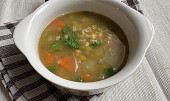 Hrstková polévka s majoránkou