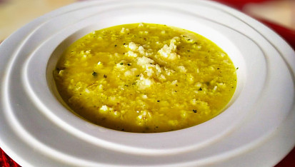 Kmínová polévka s uzeným vývarem