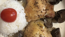 Kuřecí maso s houbami