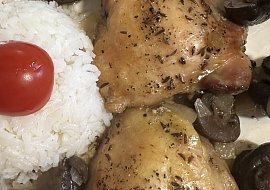 Kuřecí maso s houbami (Kuřátko na houbáchf ♥️ S rýží)