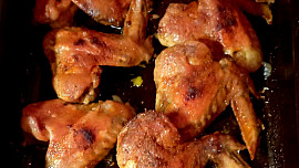 Pikantní pečená kuřecí křídla