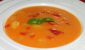 Pikantní polévka z paprik