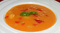 Pikantní polévka z paprik