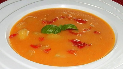 Pikantní polévka z paprik