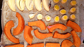 Polévka z pečené dýně a pórku