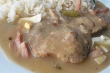 Maso ponecháno v plátcích