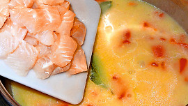 Zimní polévka z ryb a kukuřice