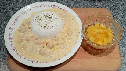 Kuřecí prsa se sýrovou omáčkou