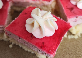 Lenčiny jahodové řezy