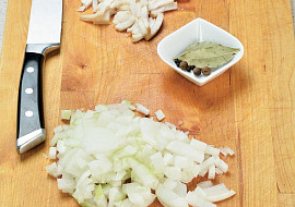 Vepřové maso s celerovou omáčkou