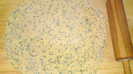 Kuřecí polévka s bylinkovými nudlemi