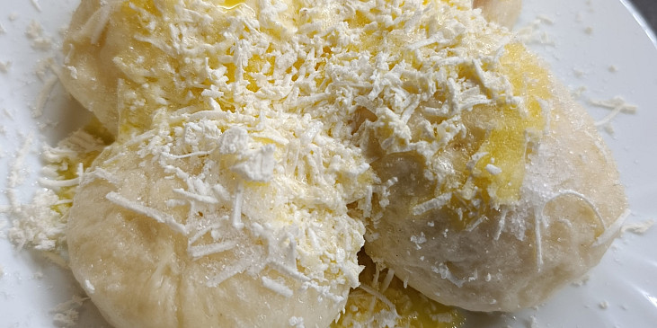 Kynuté ovocné knedlíky (Mňam 🤤)