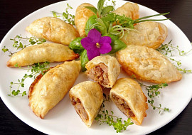 Pečené španělské pirožky