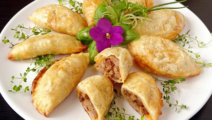 Pečené španělské pirožky