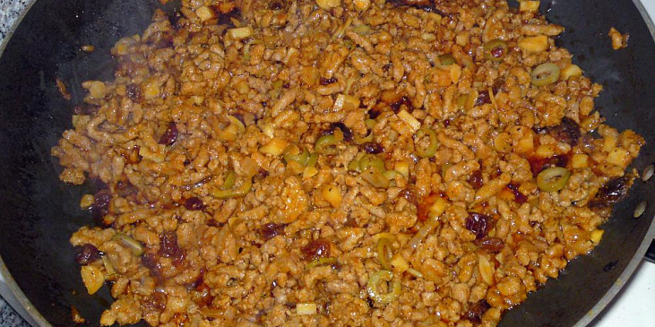 Pečené španělské pirožky