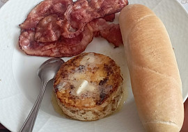 Pečený hermelín v troubě