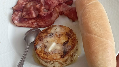 Pečený hermelín v troubě