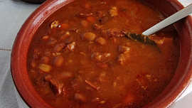 Pikantní fazolový guláš