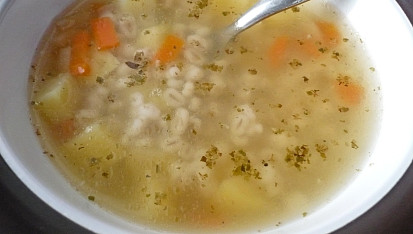 Polévka z uzeného masa