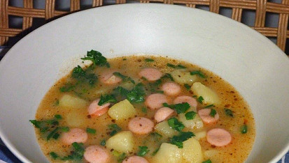 Frankfurtská polévka s bramborami