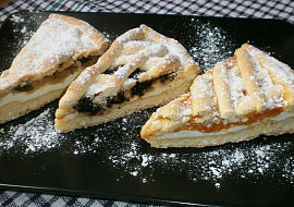 Linecký koláč s třemi náplněmi