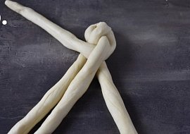 Vánoční vrkoče (vánočky ze čtyř pramenů)