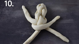 Vánoční vrkoče (vánočky ze čtyř pramenů)