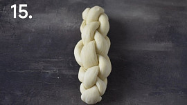 Vánoční vrkoče (vánočky ze čtyř pramenů)