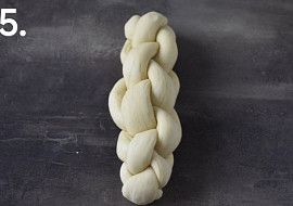 Vánoční vrkoče (vánočky ze čtyř pramenů)