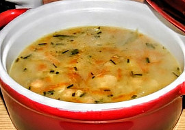 Zeleninová polévka s hlívou ústřičnou a ovesnými vločkami