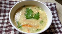 Zeleninová polévka s krupicí