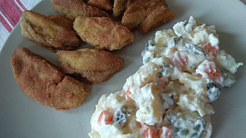 Kadlíkovy smažené holubinky s novýma brambůrkama