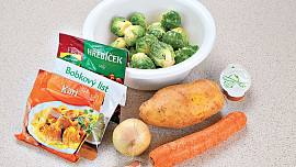 Růžičková kapusta s mrkví a bramborem na kari