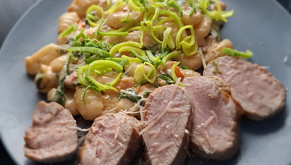 Vepřová panenka s gnocchi a špenátem