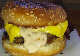 Burgery z hovězího mletého masa